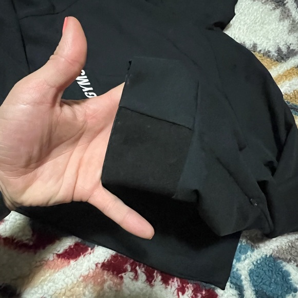 GymShark BLK Windbreaker - Picture 8 of 9